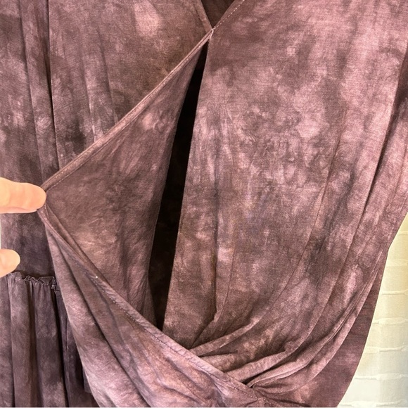 American Eagle Soft & Sexy Top Size M Bell Sleeve Faux Wrap Purple Tie D… - Picture 4 of 10